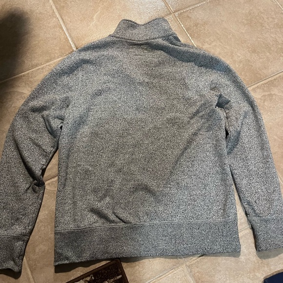 Roots 1/4 zip - Picture 2 of 3